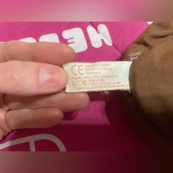 Landry Sanrio Pouch - Picture 6 of 6